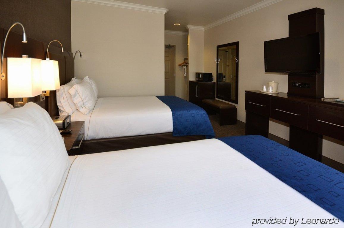 Holiday Inn Express & Suites Santa Clara By Ihg Pokój zdjęcie
